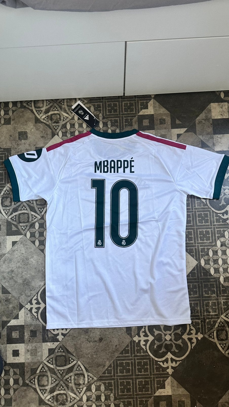 Mbappe 10 Real Madrid 26/27 Home Kit Size M, Maat M, Ophalen of Verzenden, Zo goed als nieuw, Shirt