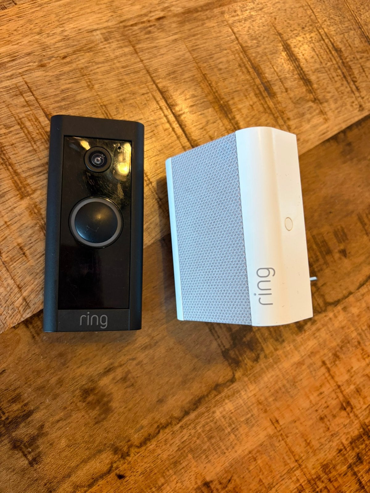 Ring Video Deurbel Wired met Chime (2e Generatie), Ophalen, Beweging, Zo goed als nieuw, Compleet systeem