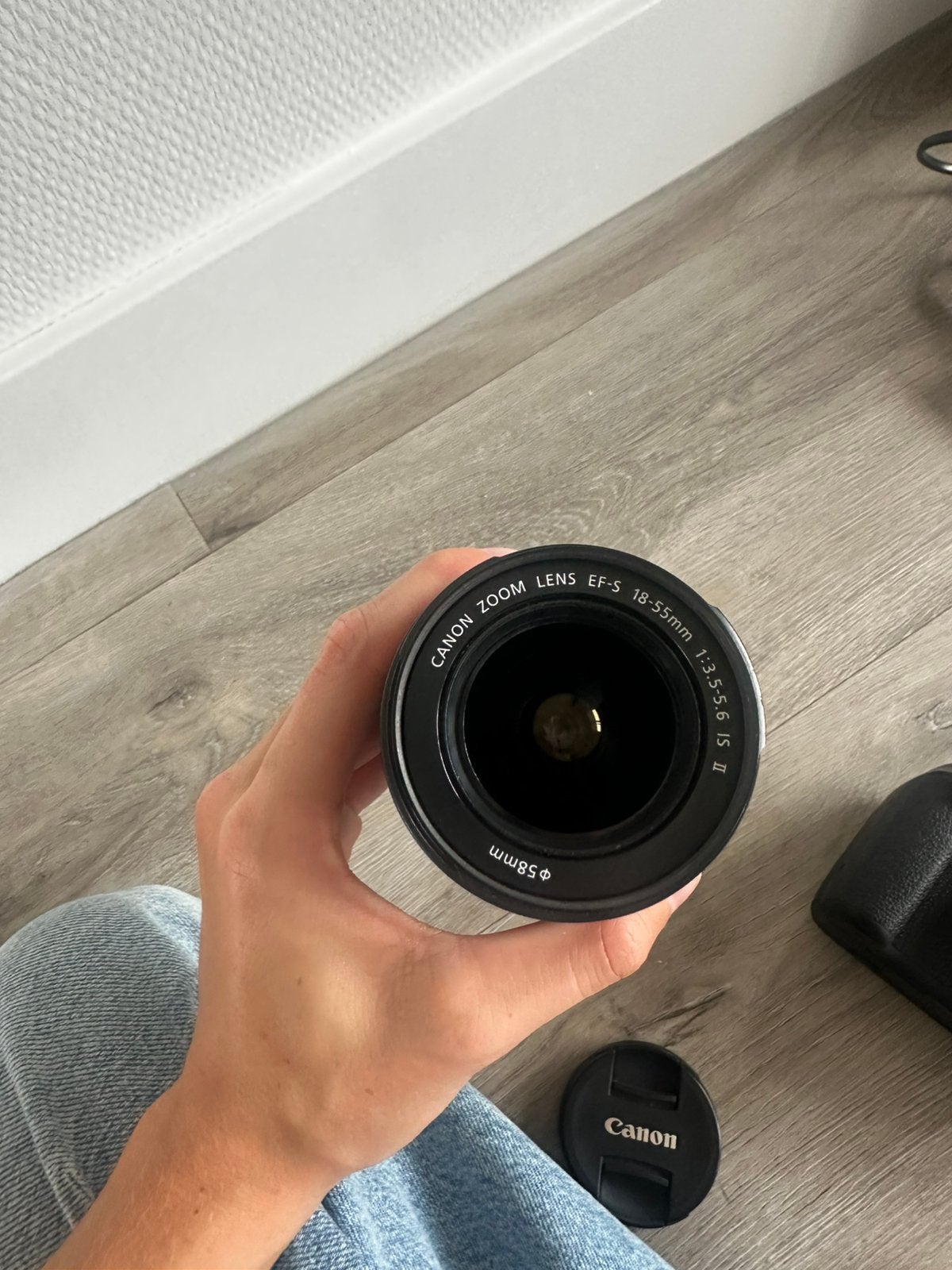 Foto 8 van Canon Eos 1300D/ lens EF-S 18-55 IS II
