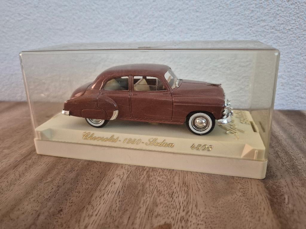 Solido 1:43 #4508 Chevrolet 1950 Sedan, Hobby en Vrije tijd, Modelauto's | 1:43, Solido, Auto, Solido, Ophalen of Verzenden