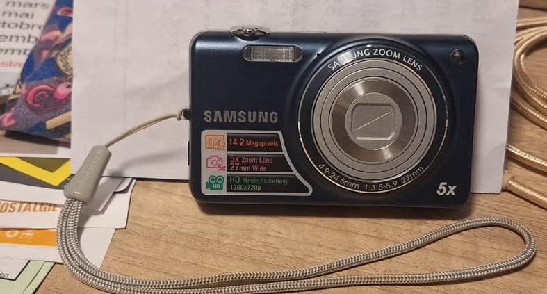 Samsung digitale camera ST65 zoom lens 5x in mooie staat, Audio, Tv en Foto, Ophalen of Verzenden, Zo goed als nieuw, Samsung