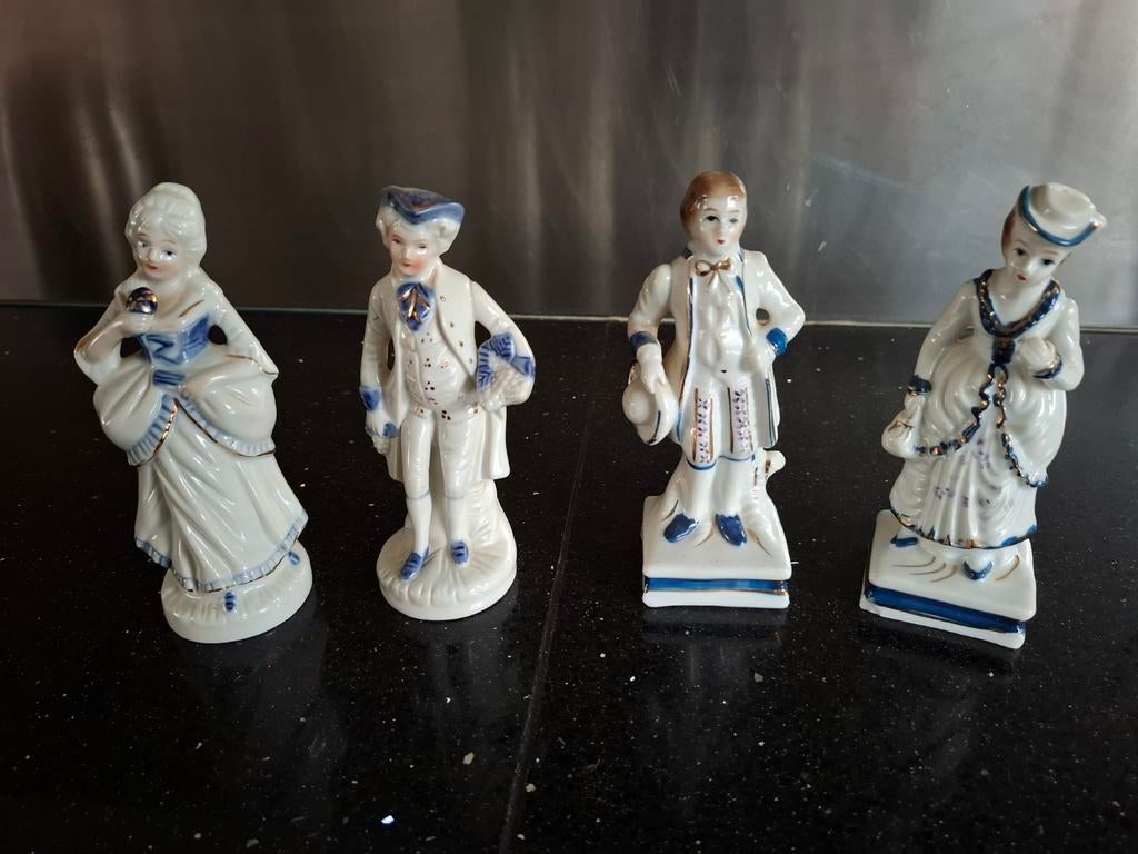 Set van 4 vintage porseleinen beeldjes, blauw/wit, Antiek en Kunst, Antiek | Porselein, Ophalen of Verzenden