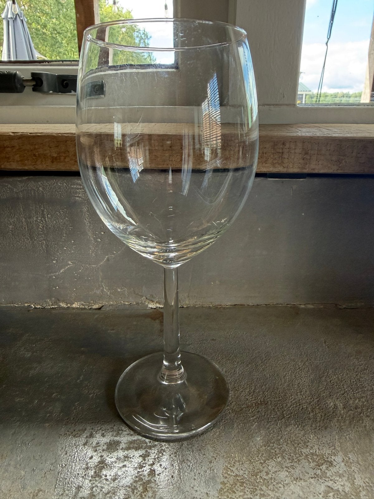 Partij van 10 wijnglazen en 42 champagneglazen, Ophalen, Glas of Glazen, Gebruikt, Glas