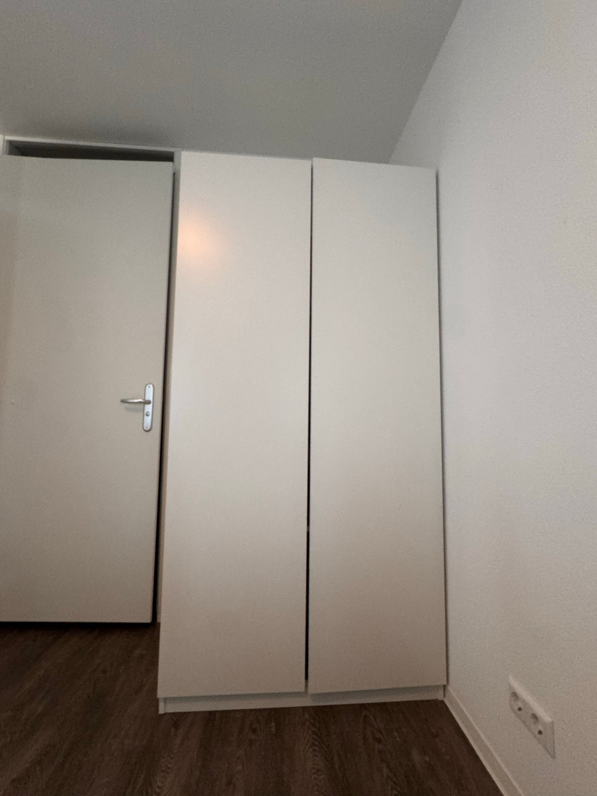 Zo goed als nieuwe IKEA Pax kast - 2 meter hoog, Ophalen, Zo goed als nieuw, Met deur(en), 200 cm of meer