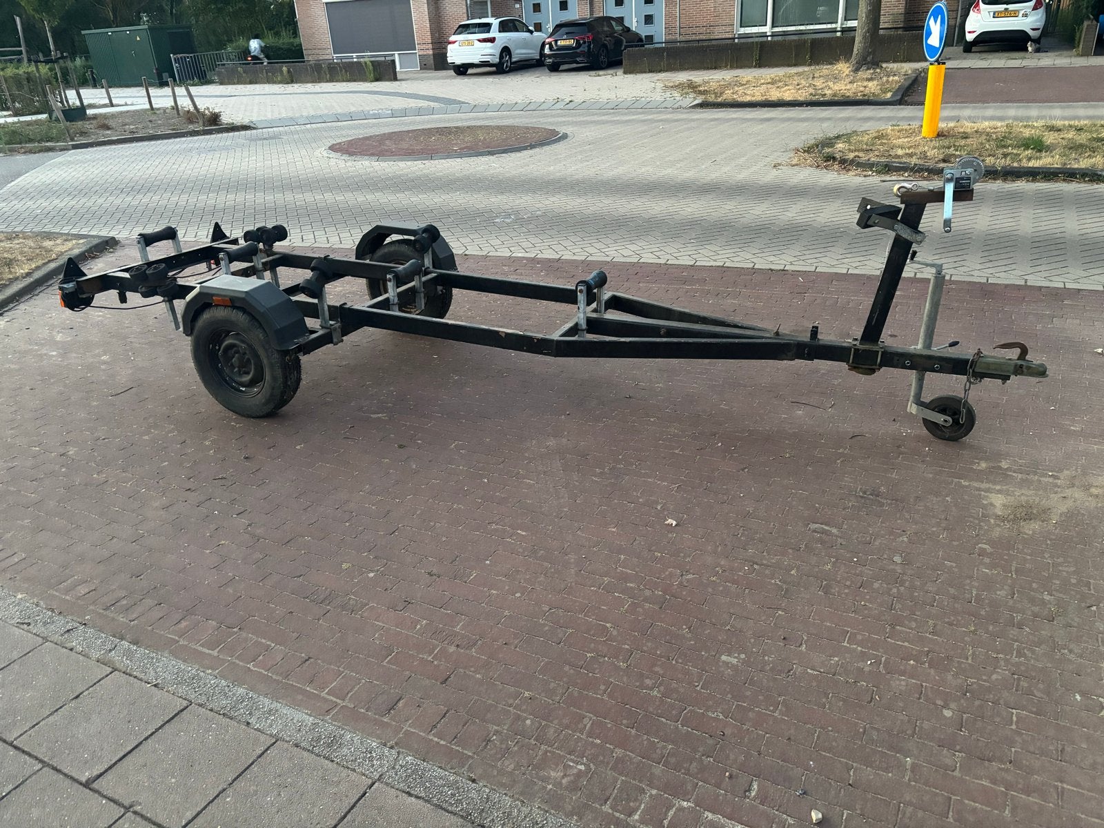 Gebruikte kantelbare boottrailer met rollen, Watersport en Boten, Boottrailers, Ophalen, Minder dan 1500 kg, Gebruikt, Overige typen