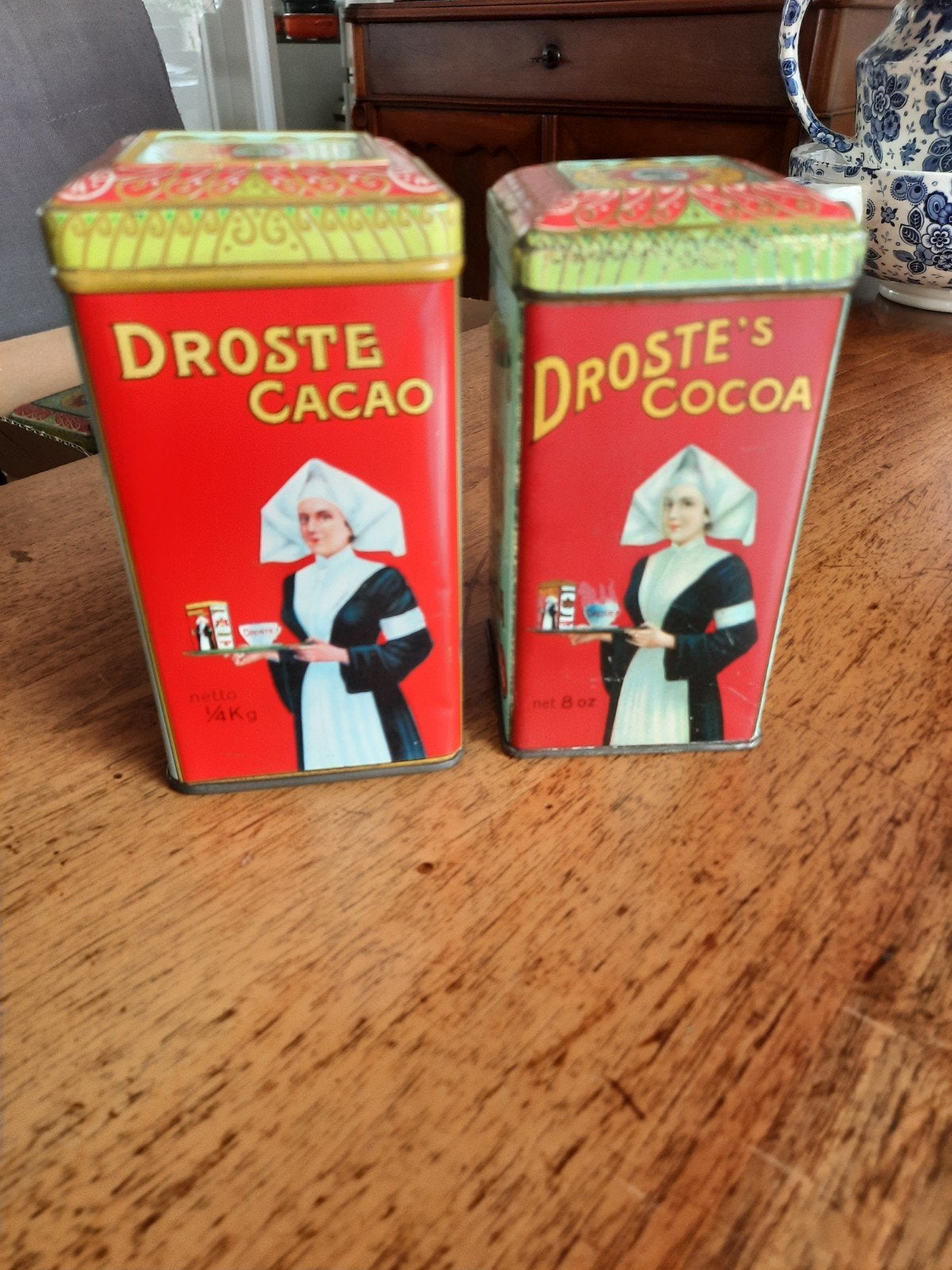 Twee Droste blikjes, zie verschillen in tekst 1.4 Kg., Ophalen of Verzenden, Overige, Droste