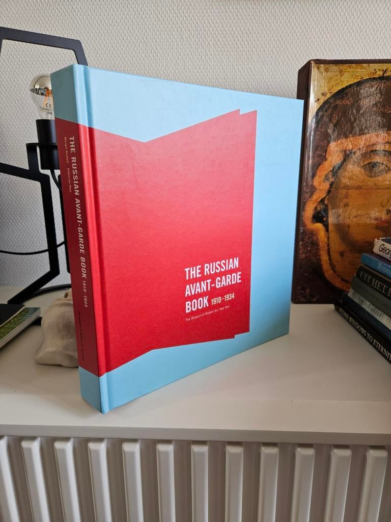 The Russian Avant-Garde Book 1910-1935, Ophalen of Verzenden, Zo goed als nieuw, Schilder- en Tekenkunst