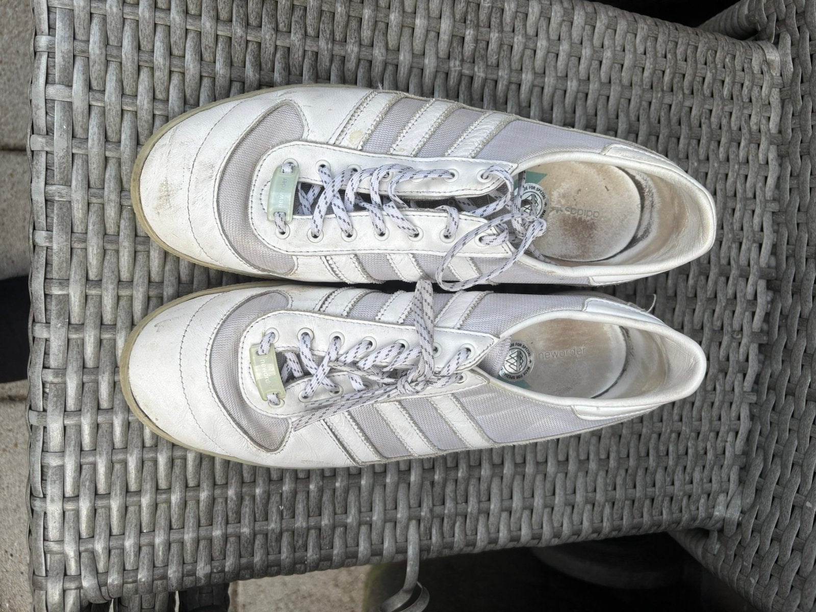 Adidas Spzl x New Order schoenen 43, Kleding | Heren, Wit, Ophalen of Verzenden, Sneakers of Gympen, Gedragen