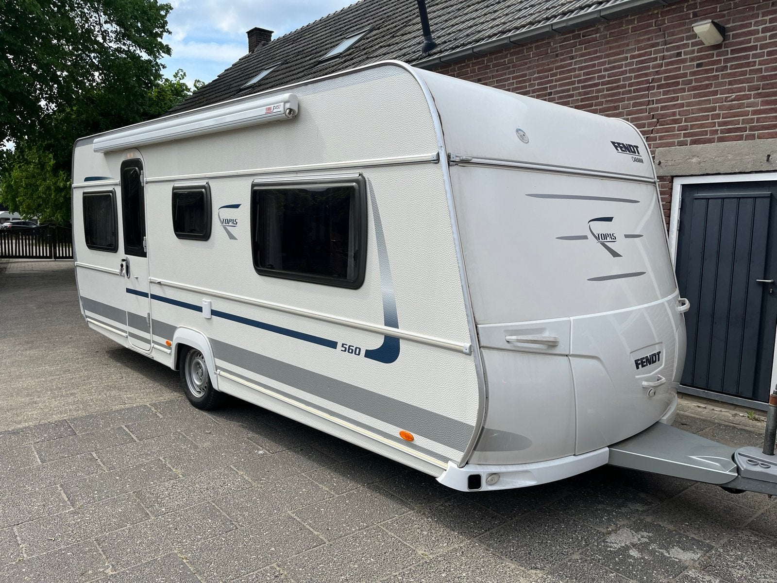 Fendt Topas 560 met airco, Caravans en Kamperen, Vast bed, Rondzit, Particulier, Fendt