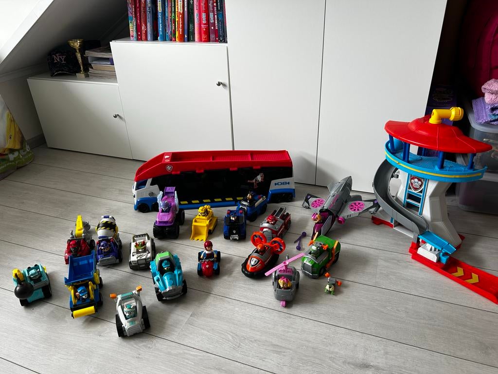 Grote Paw Patrol Set: Patroller, Uitkijktoren & Vliegtuig, Ophalen, Gebruikt