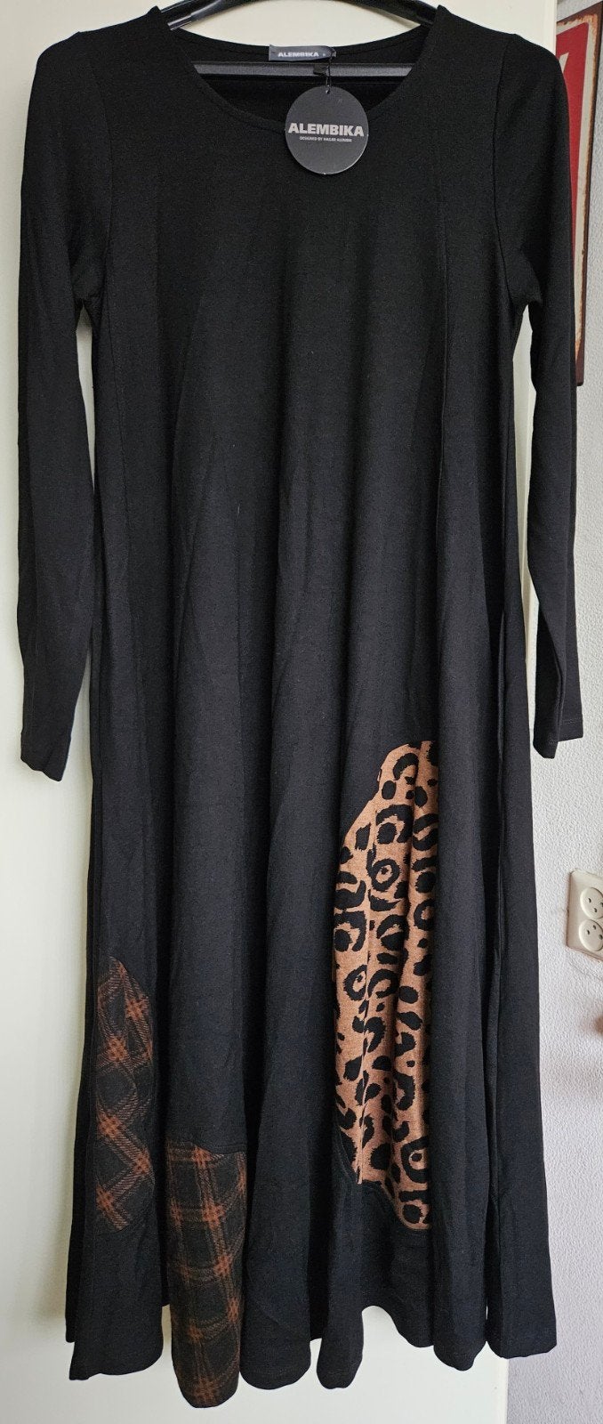 Alembika NIEUWE winterjurk mt 3 (42 44) Topper, Kleding | Dames, Ophalen, Zwart, Maat 42/44 (L), Nieuw