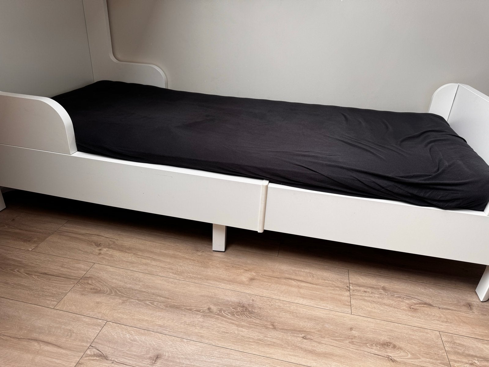 Ikea Busunge meegroeibed - Zeer nette staat, Kinderen en Baby's, Kinderkamer | Bedden, Zo goed als nieuw, 180 cm of meer, 85 tot 100 cm