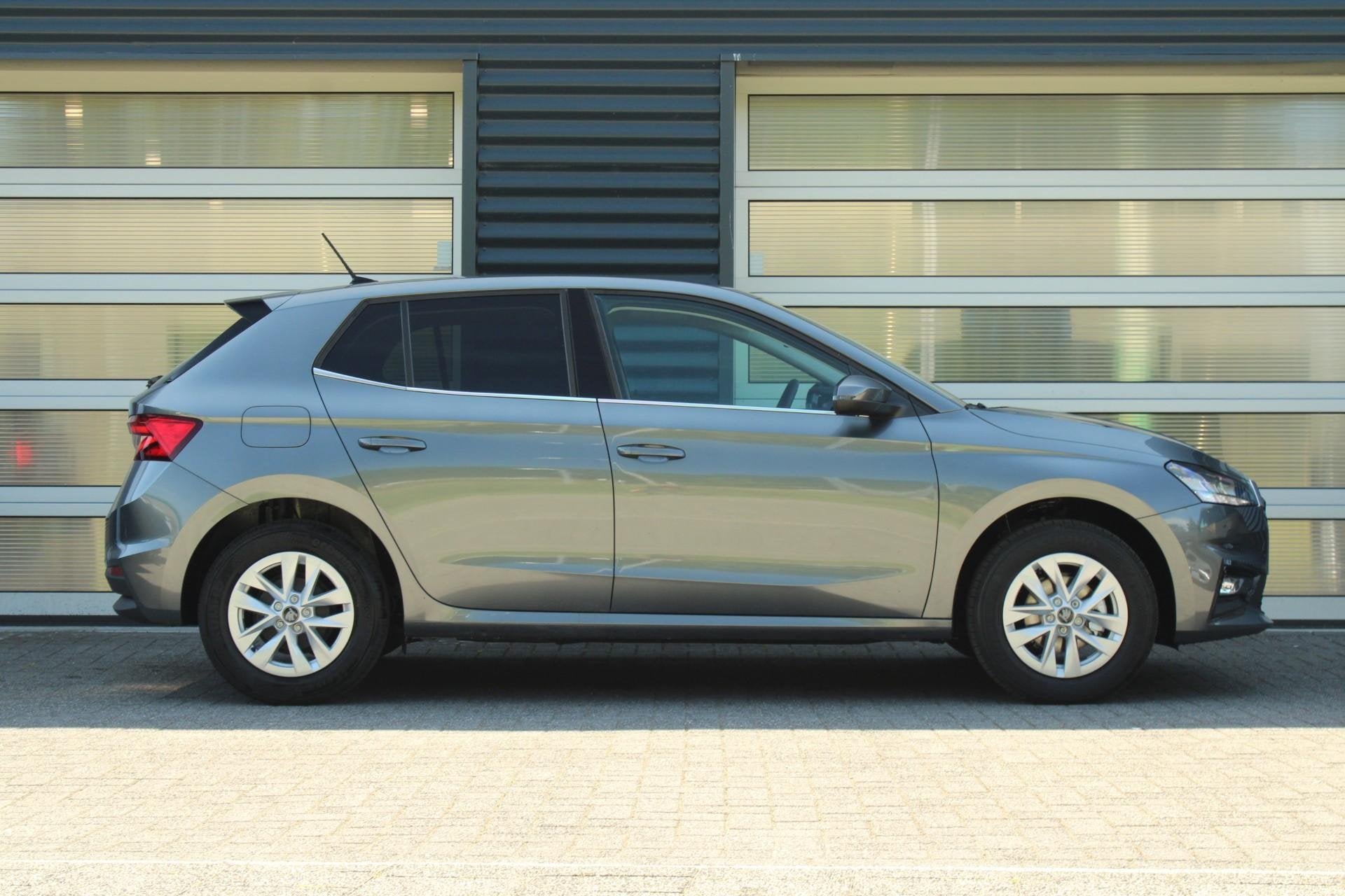 Skoda Fabia 1.0 TSI 95pk Business Edition | Travel Pakket, Auto's, Voorwielaandrijving, 12 maanden, Stof, Euro 6
