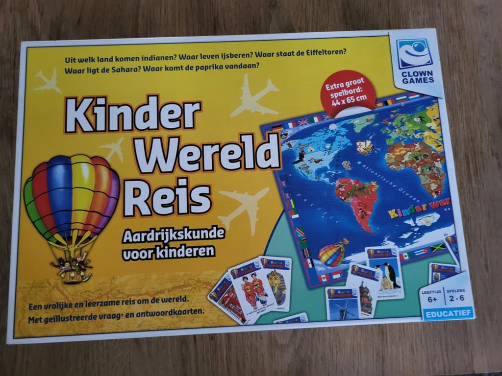 Kinder Wereld Reis bordspel, educatief, Vijf spelers of meer, Ophalen of Verzenden, Nieuw, Clown Games