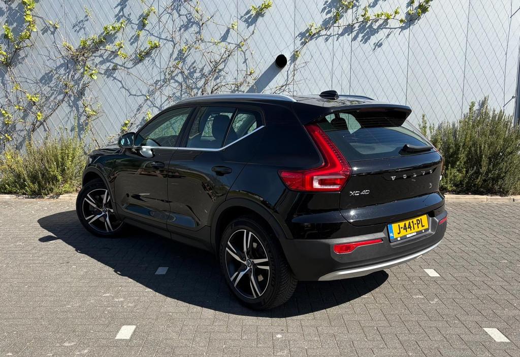 Volvo XC40 1.5 Plug-in Hybrid T5 Inscription | PHEV | Achter, Auto's, Volvo, 12 maanden, Euro 6, 1712 kg, Zwart
