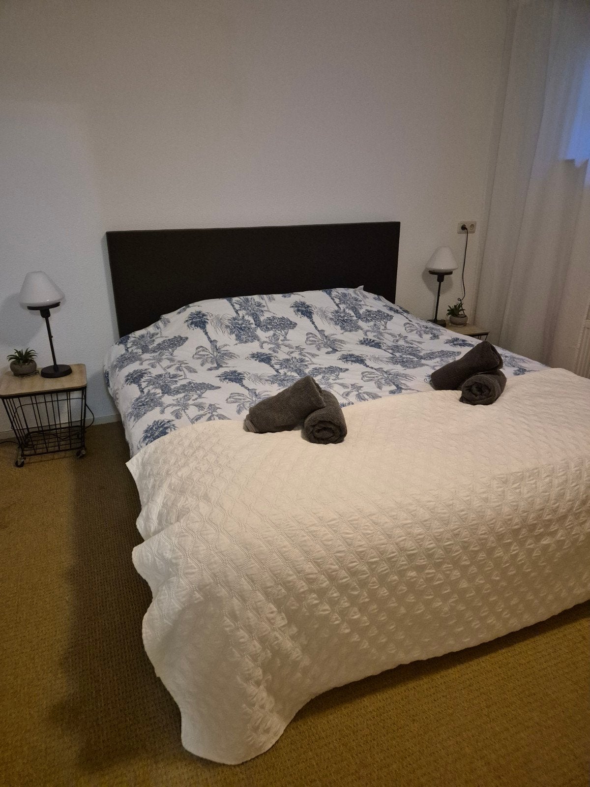 Elektrisch verstelbare boxspring 180x200 met frame 2.10m, Huis en Inrichting, Slaapkamer | Bedden, Ophalen, Gebruikt, Tweepersoons