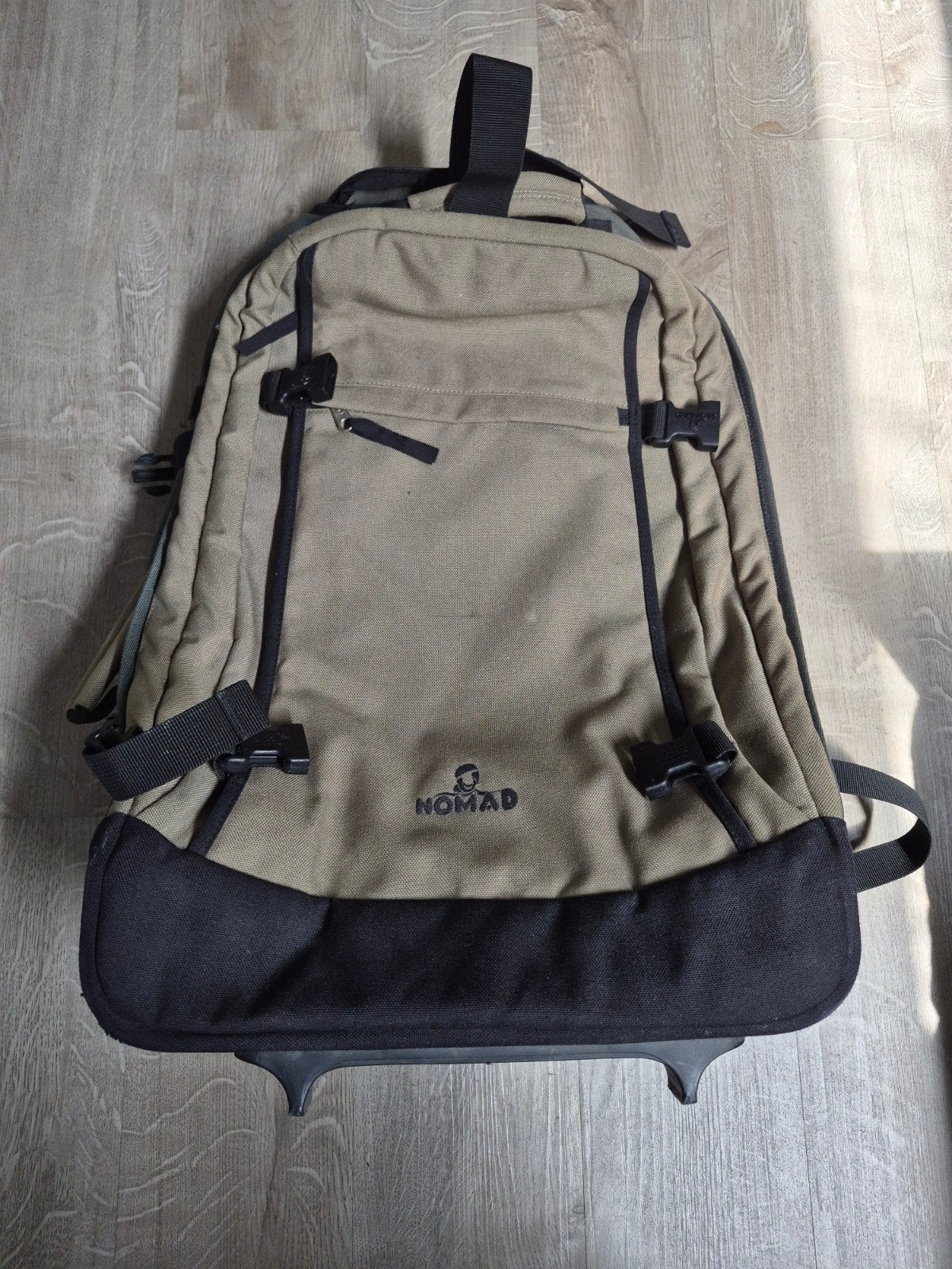 Reistas rugtas, Ophalen, Nomad, 25 tot 40 cm, Zo goed als nieuw