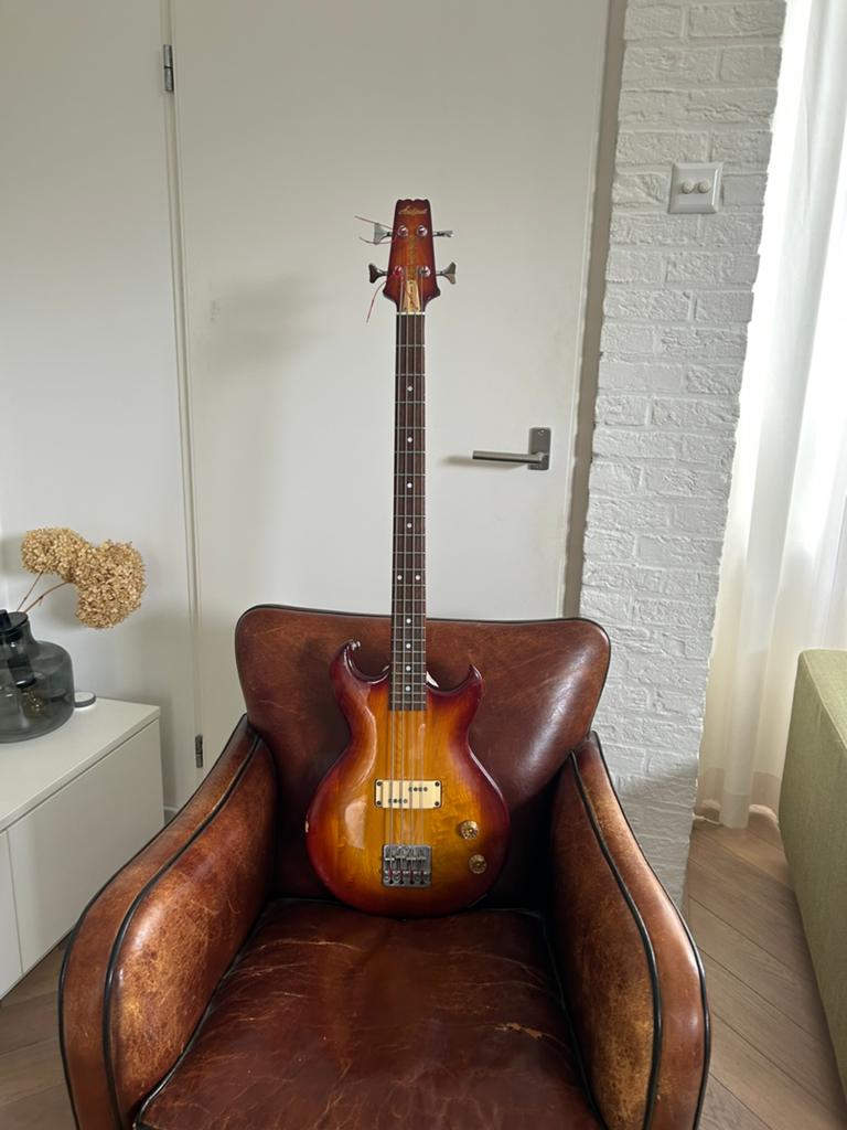 1982 Aria Pro II Cardinal CSB-450 Set Neck, Muziek en Instrumenten, Snaarinstrumenten | Gitaren | Bas, Gebruikt, Elektrisch, Ophalen