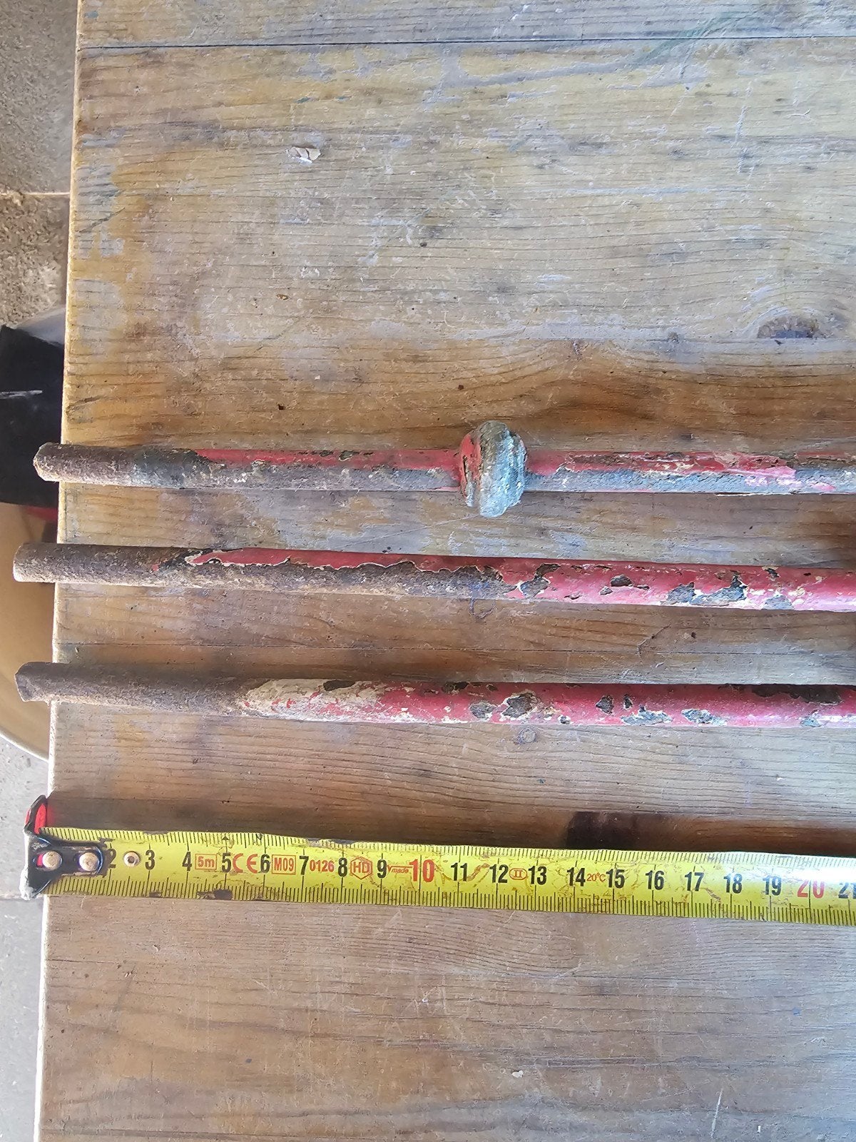 Set van 3 antieke smeedijzeren spijlen, rood geverfd, Ophalen of Verzenden