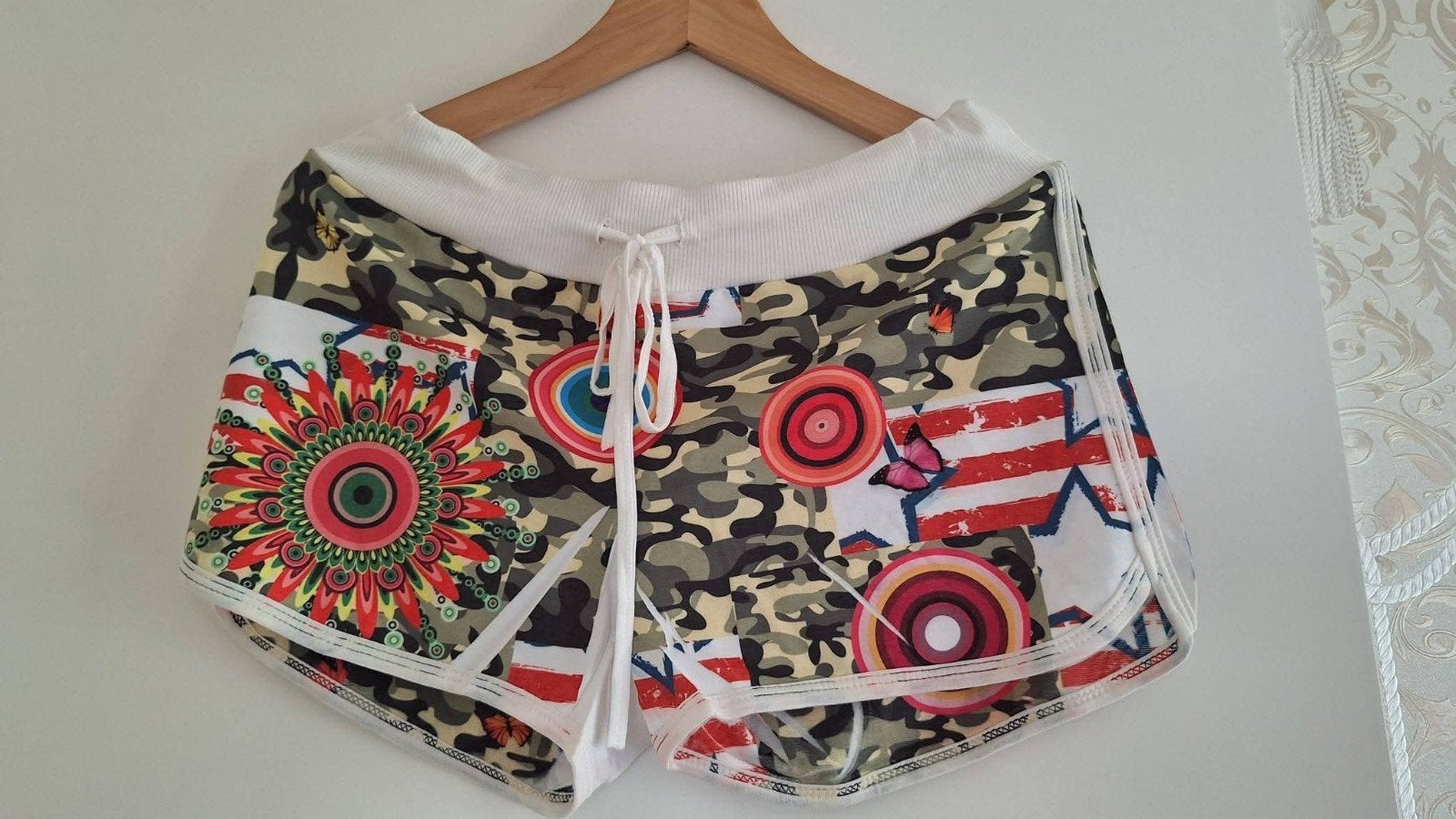 Korte shorts met kleurrijke prints, Maat 38/40 (M), Overige kleuren, Kort, Ophalen of Verzenden