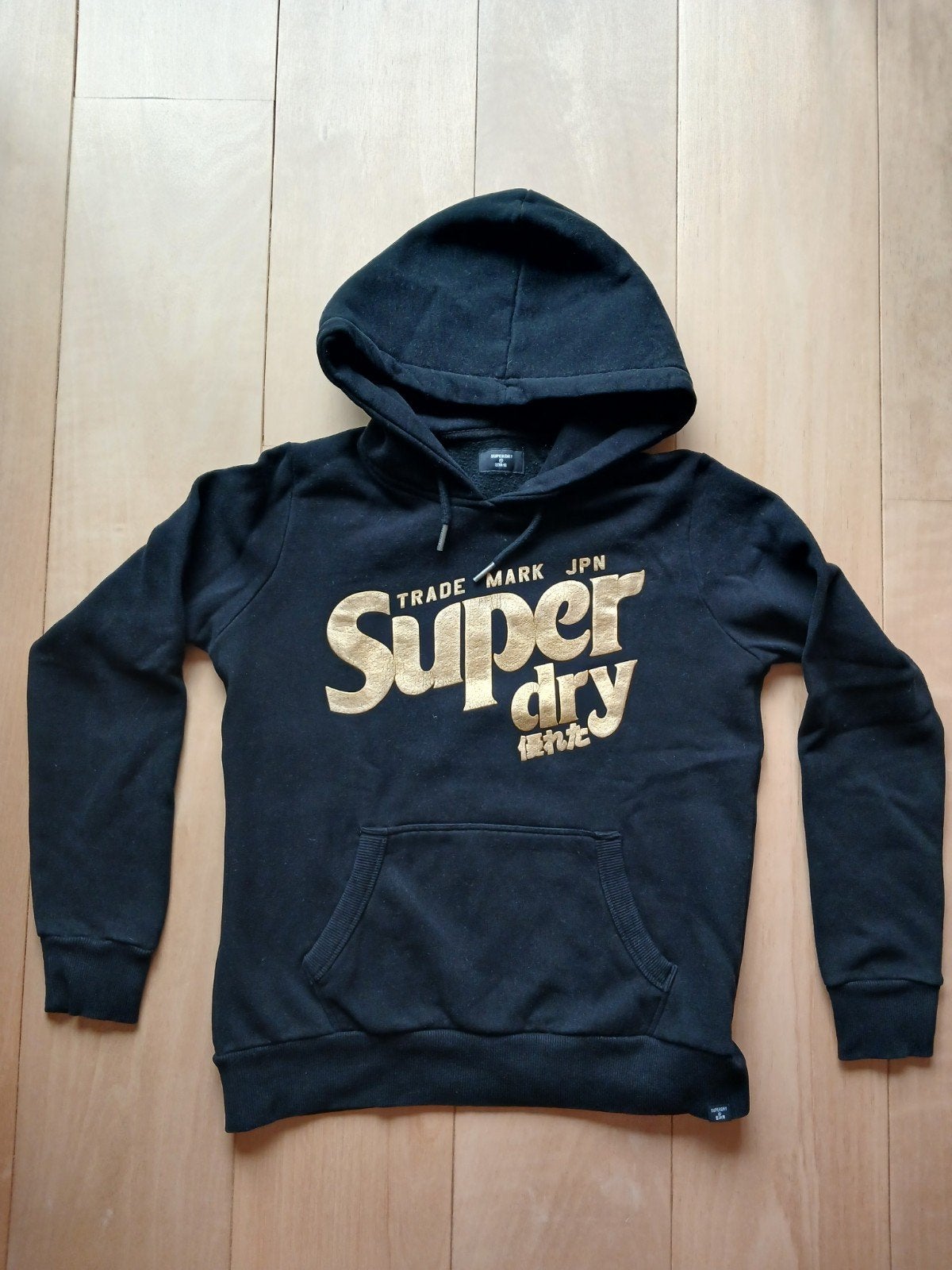 Superdry hoodie zwart met gouden opdruk - Maat M, Maat 38/40 (M), Superdry, Zwart, Ophalen of Verzenden