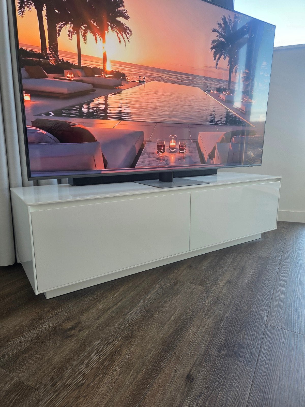 Goossens tv-meubel hoogglans wit – 151 cm breed, Ophalen, 150 tot 200 cm, Zo goed als nieuw, Minder dan 100 cm