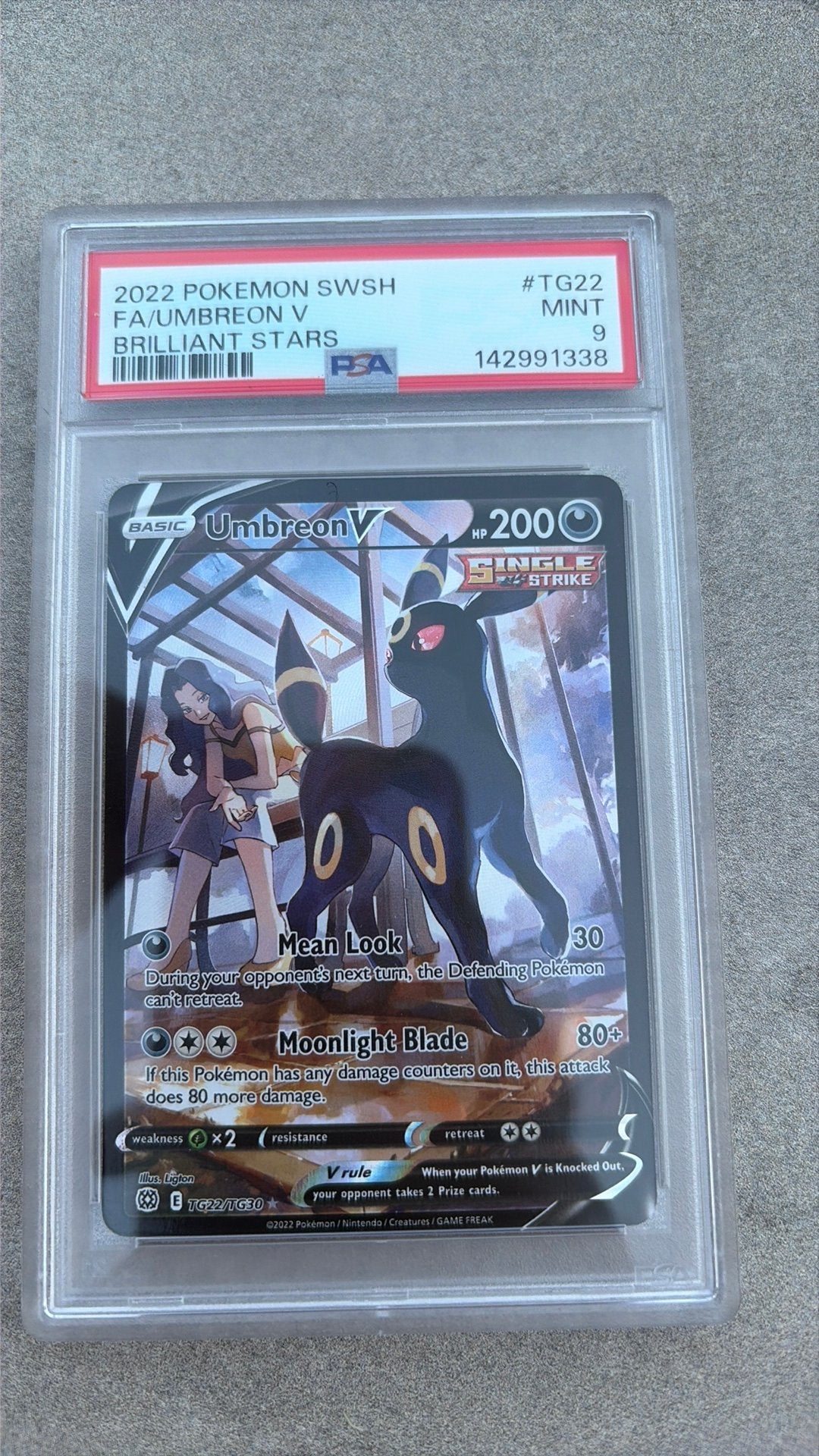 Umbreon V TG22 PSA 9, Ophalen of Verzenden, Zo goed als nieuw, Meerdere kaarten
