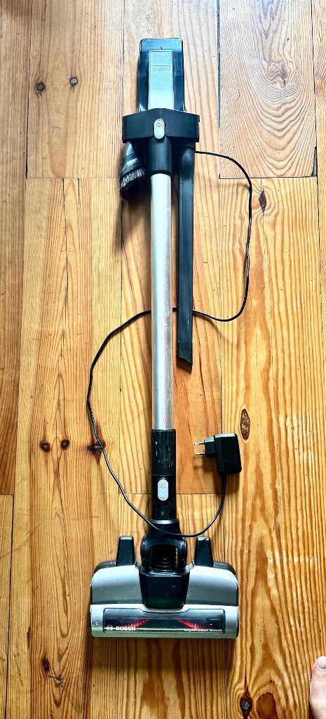 Onderdelen Bosch Unlimited Serie 8 Steelstofzuiger, Ophalen, Gebruikt, Bosch, Minder dan 1200 watt