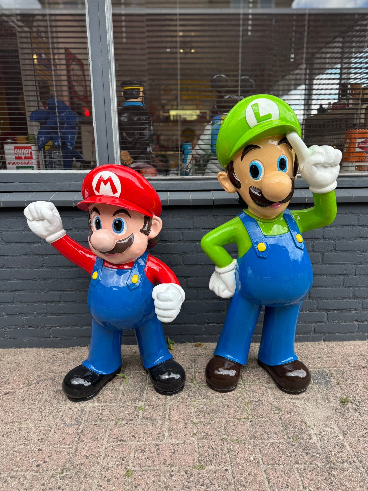 Mario en Luigi levensgrote beelden - Nintendo decoratie, Verzamelen, Beelden en Beeldjes, Gebruikt, Overige typen, Ophalen