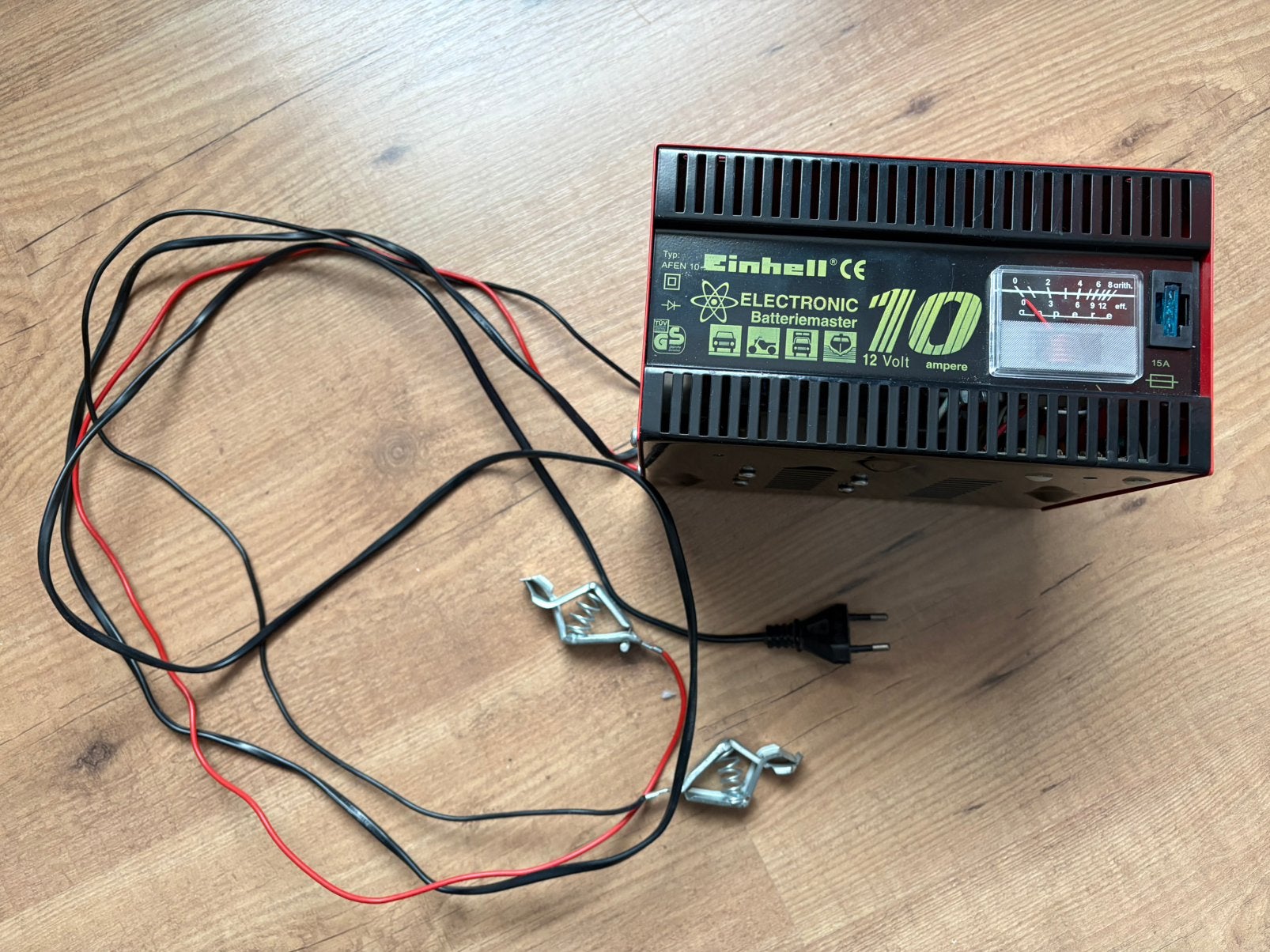 Einhell accu lader, Auto diversen, Ophalen of Verzenden
