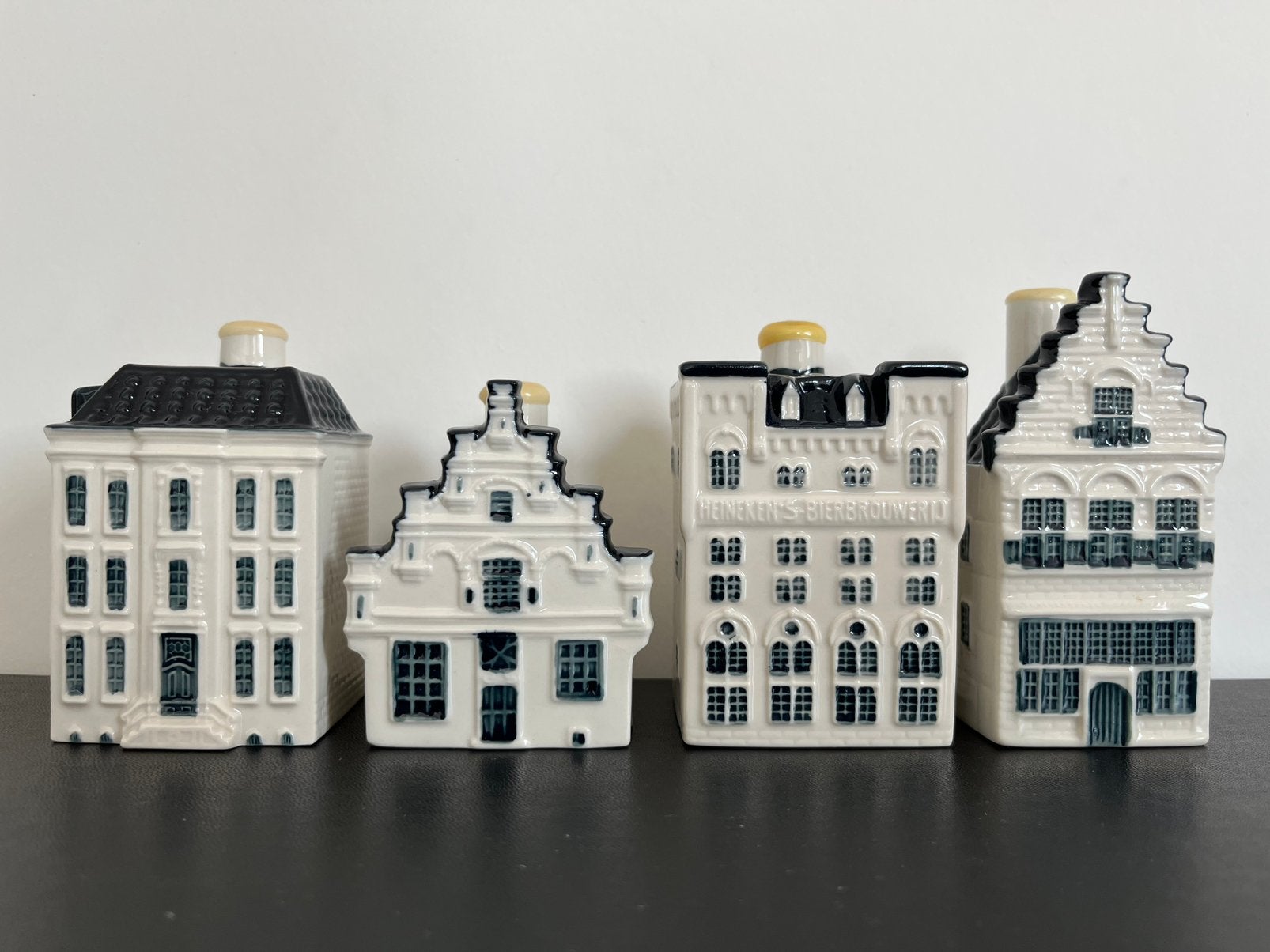 KLM Business Class huisjes 93, 94, 95, 96, Verzamelen, KLM Huisjes, Ophalen of Verzenden, Nieuw, 81 t/m 91, Gevuld