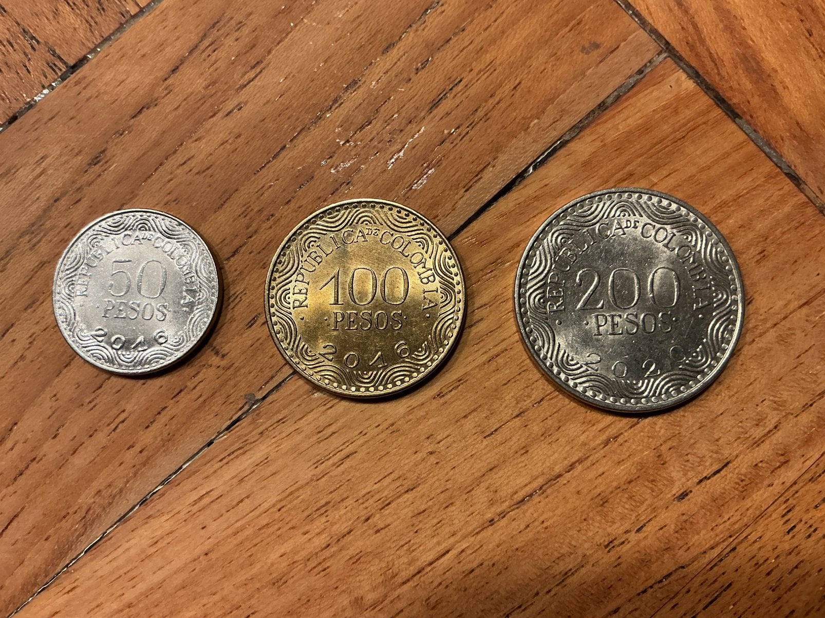 Munten Colombia, Ophalen of Verzenden, Zuid-Amerika