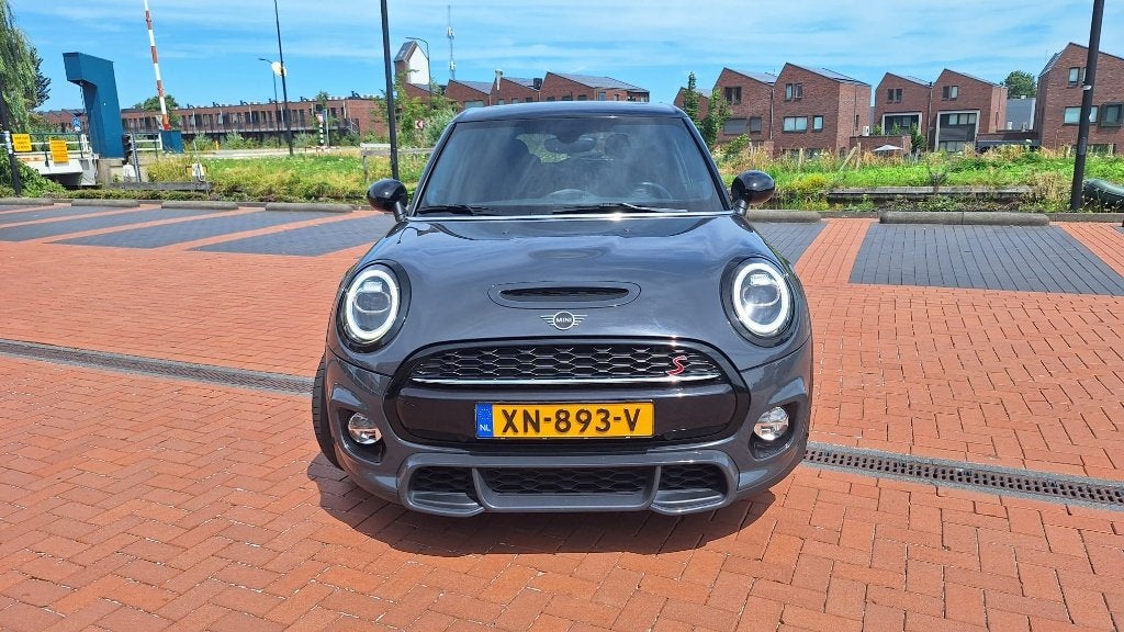 Mini Cooper S John Cooper Works 5-deurs 2.0 192pk Aut 2019, Auto's, 1998 cc, Zwart, Leder en Stof, Particulier