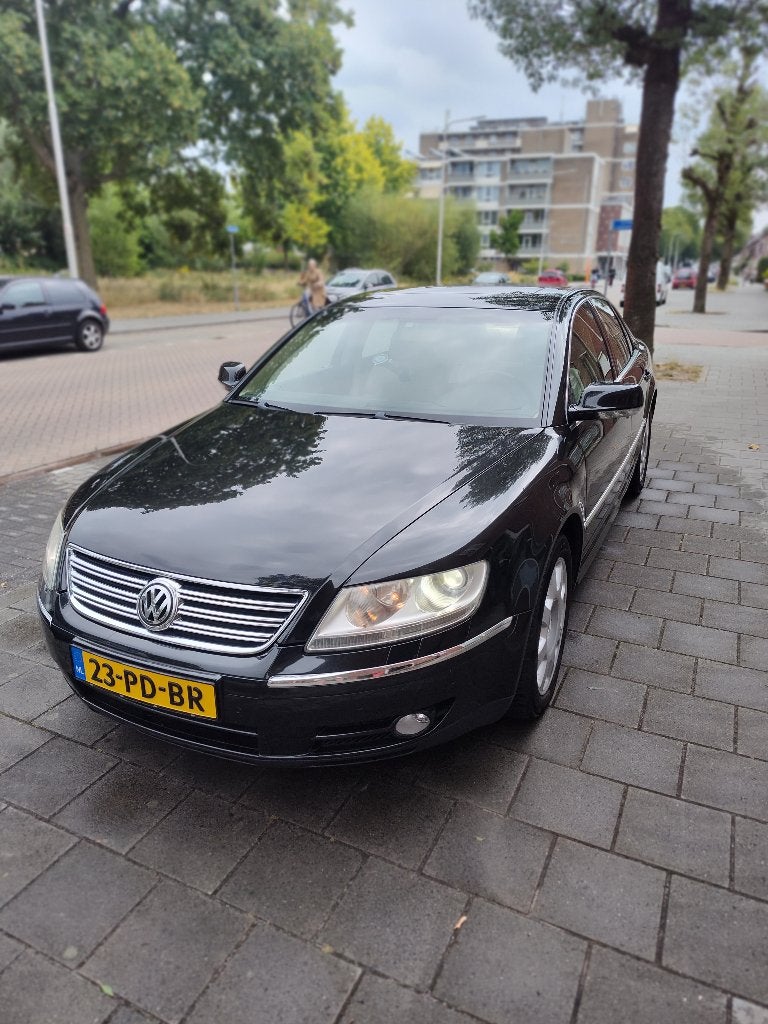 Volkswagen Phaeton 3.2 177KW AUT 2004 Luxe 4p uitvoering, Beige, 3189 cc, 2084 kg, Zwart