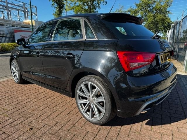 Audi A1 Sportback 1.2 TFSI 5deurs S-Line Airco,Navigatie,Xen, Auto's, Voorwielaandrijving, Zwart, 4 cilinders, 4 stoelen