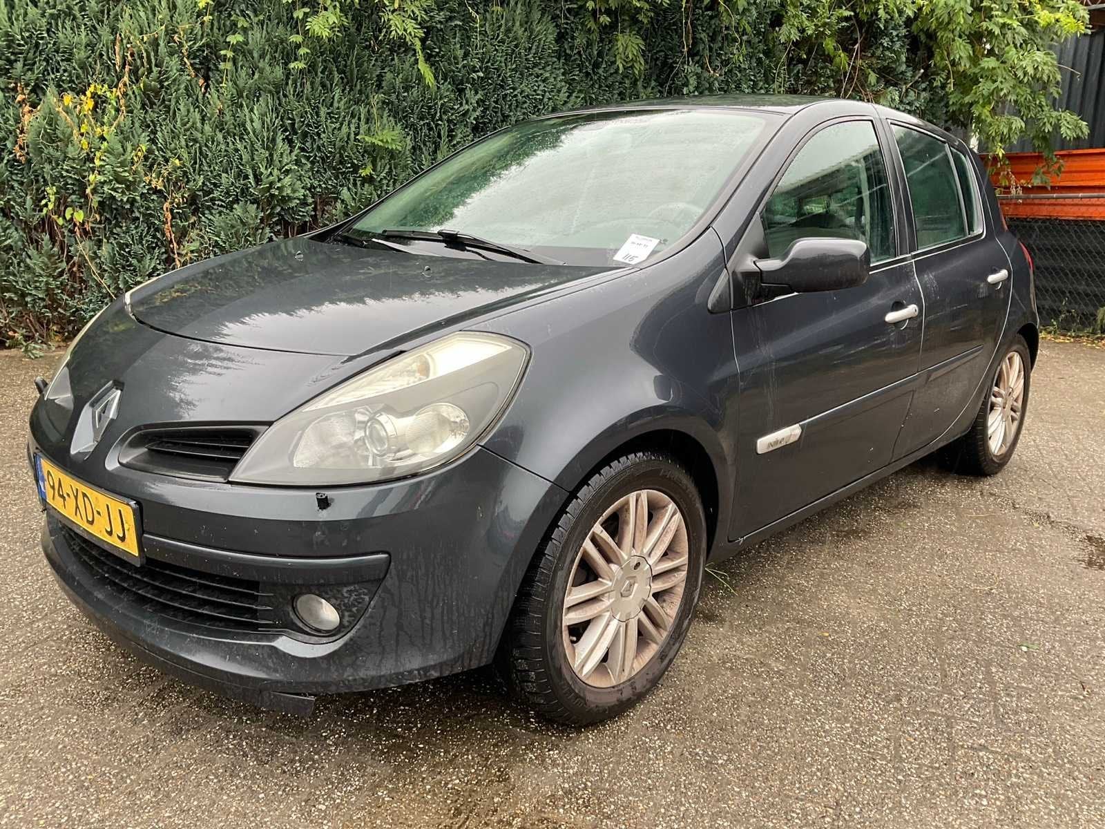 2007 Renault Clio 1.6-16V Initiale Personenauto, Auto's, Renault, Voorwielaandrijving, 535 kg, Gebruikt, 4 cilinders