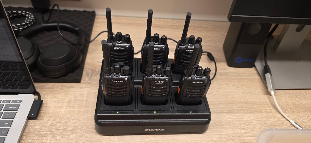 6x Baofeng BF-888S Portofoons met Oplaadstation voor 6 stuks, Ophalen of Verzenden, Zo goed als nieuw, Portofoon of Walkie-talkie