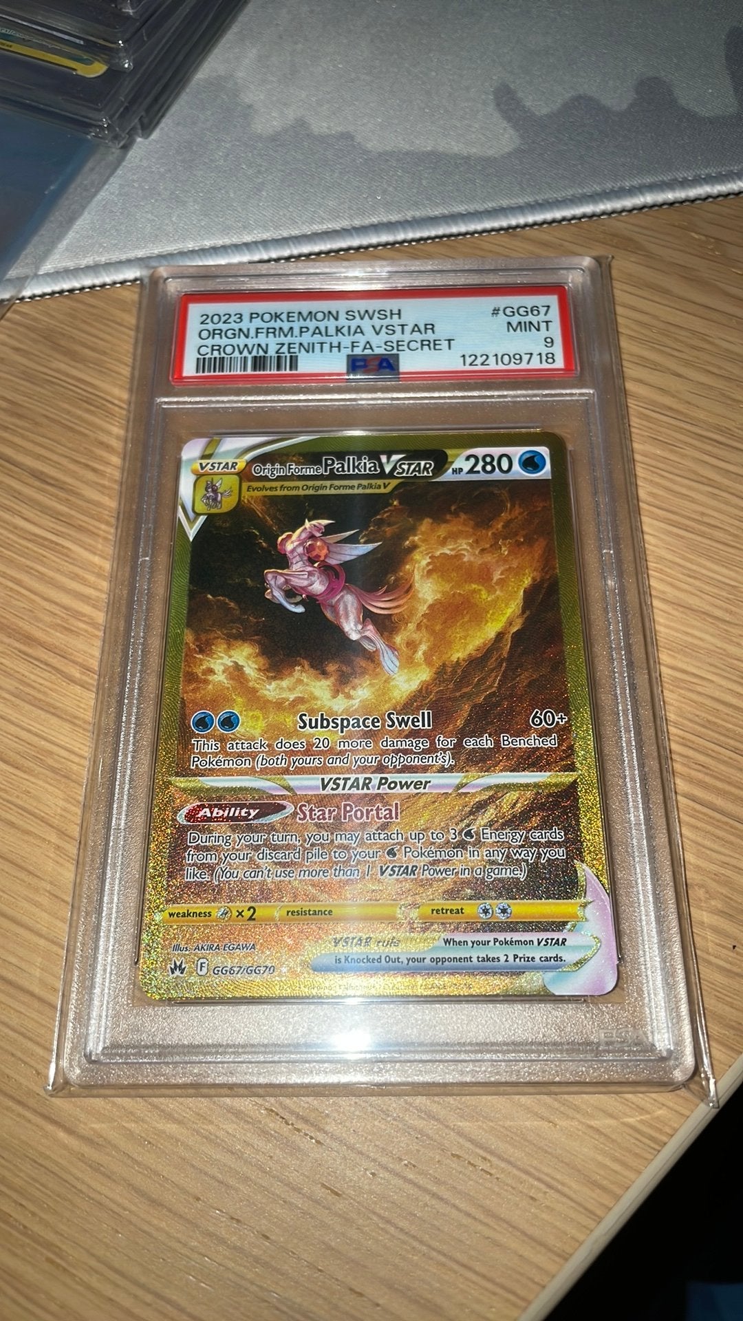 Palkia Vstar - Crown Zenith - PSA 9, Ophalen of Verzenden, Zo goed als nieuw