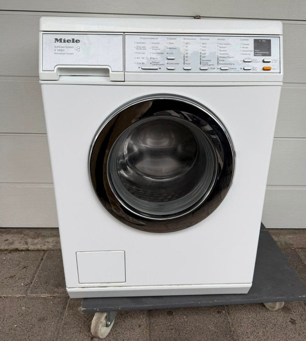 Miele SoftCare System V5660 wasmachine – 6 kg, Ophalen, Zo goed als nieuw, 85 tot 90 cm, 1200 tot 1600 toeren
