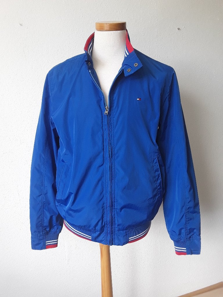 Blauw jack van Tommy Hilfiger mt L, Kleding | Heren, Jassen | Zomer, Maat 52/54 (L), Tommy Hilfiger, Zo goed als nieuw, Verzenden