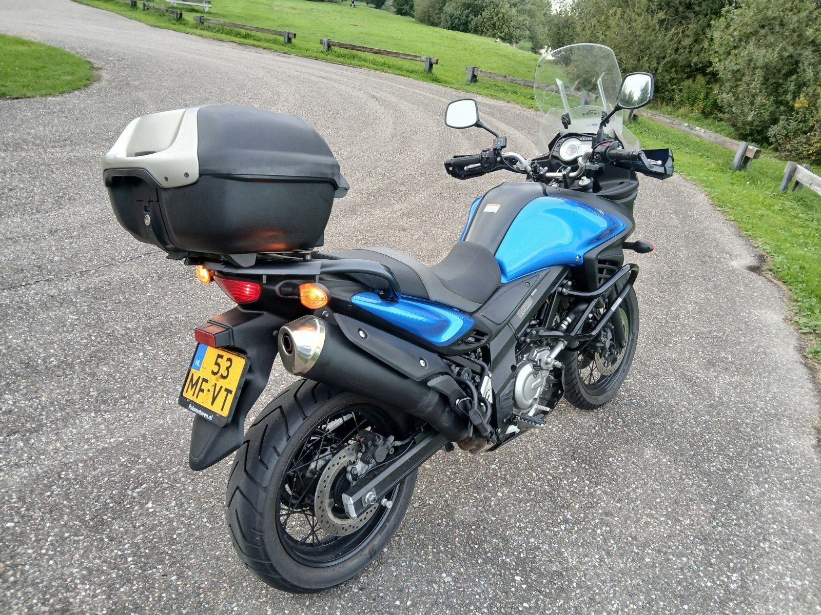 Foto 16 van Suzuki V-Strom 650 – 2015 – 59.000 km met Garanti