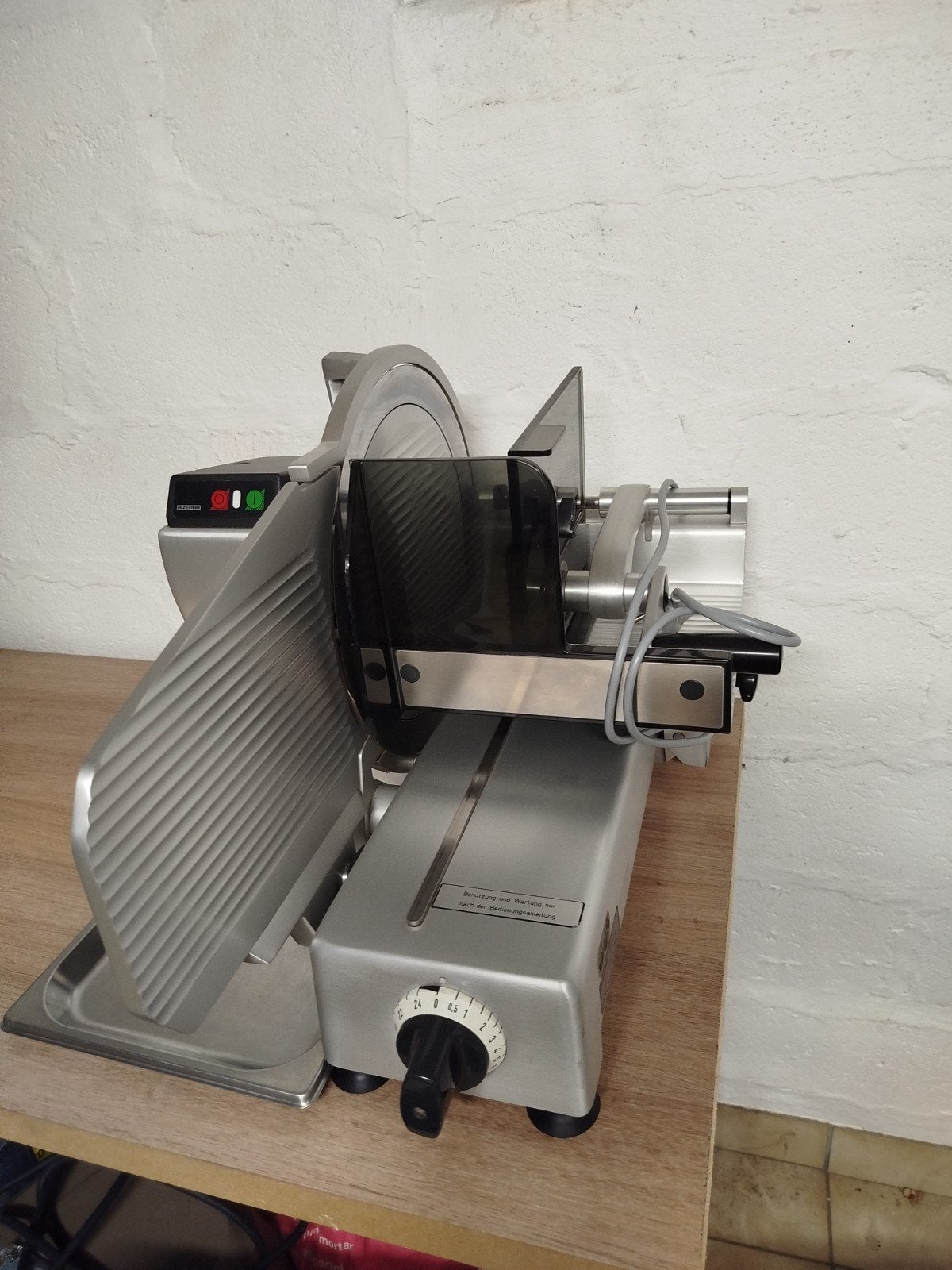 Vleessnijmachine BIZERBA, Ophalen