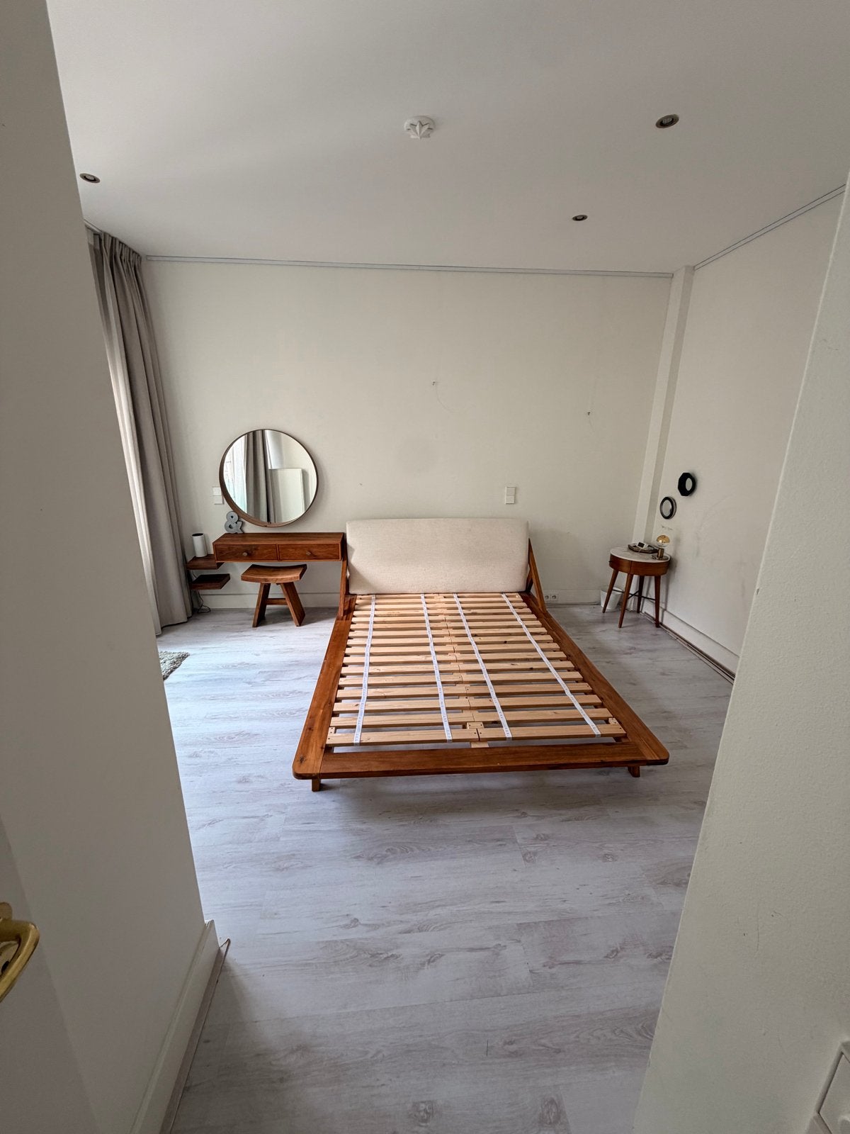 Gratis inboedel ophalen: bed, bank, lampen, meubels, Ophalen