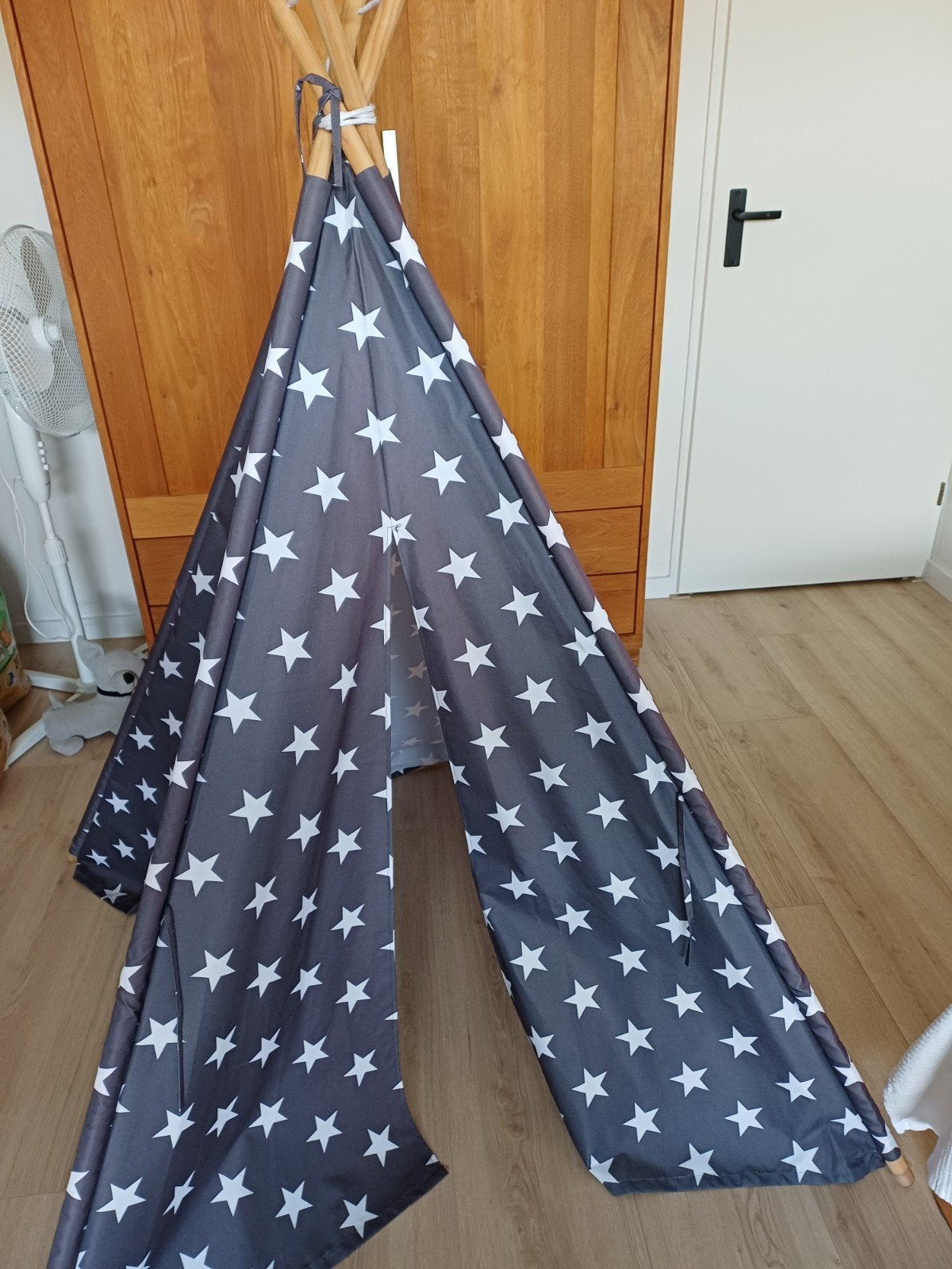 Grijze Tipi tent, Ophalen, Gebruikt