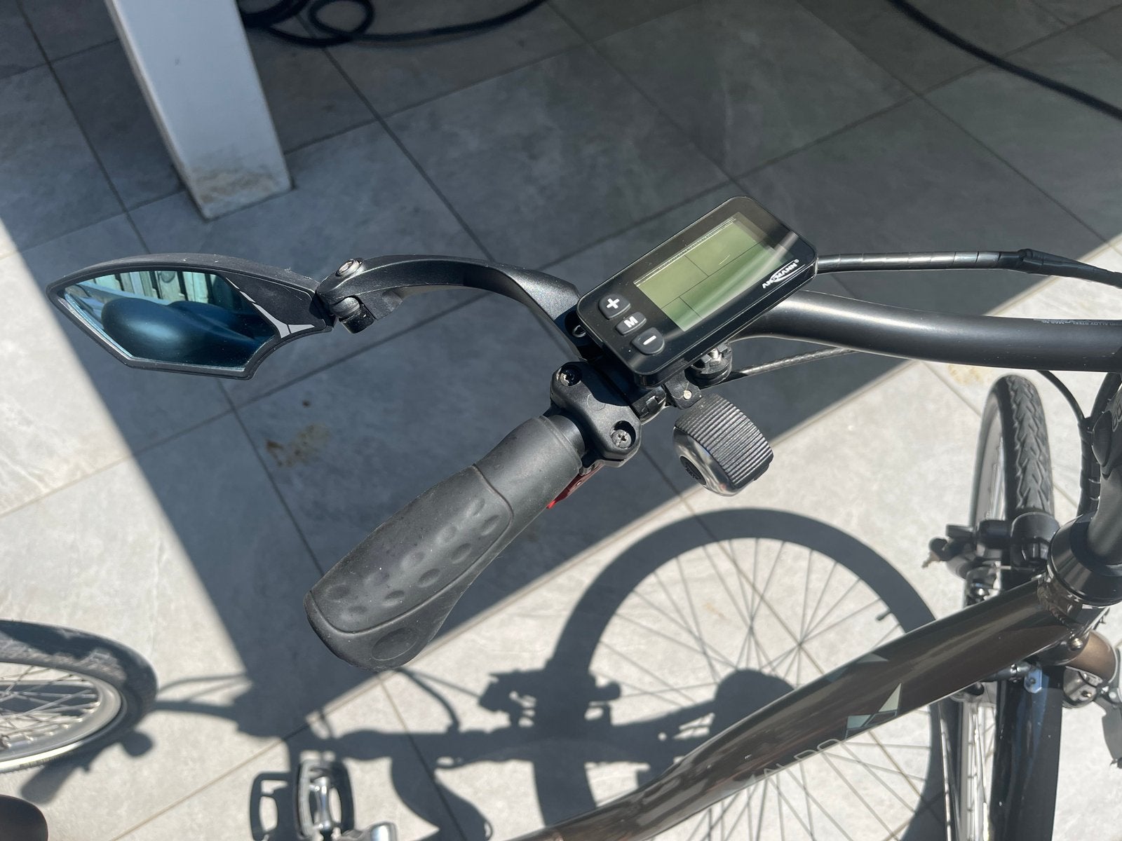Aldo driewieler e-bike met tas en acculader, z.g.a.n., Ophalen, Zo goed als nieuw