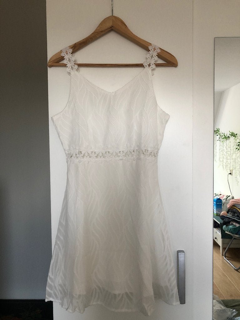 Witte zomerjurk, Wit, Nieuw, Ophalen of Verzenden, Onbekend