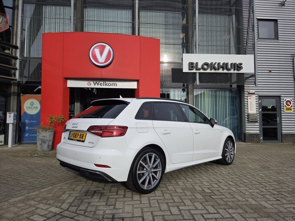 Audi A3 Sportback 1.4 e-tron I PHEV I Navi | Carplay, Auto's, 12 maanden, Stof, Gebruikt, 4 cilinders