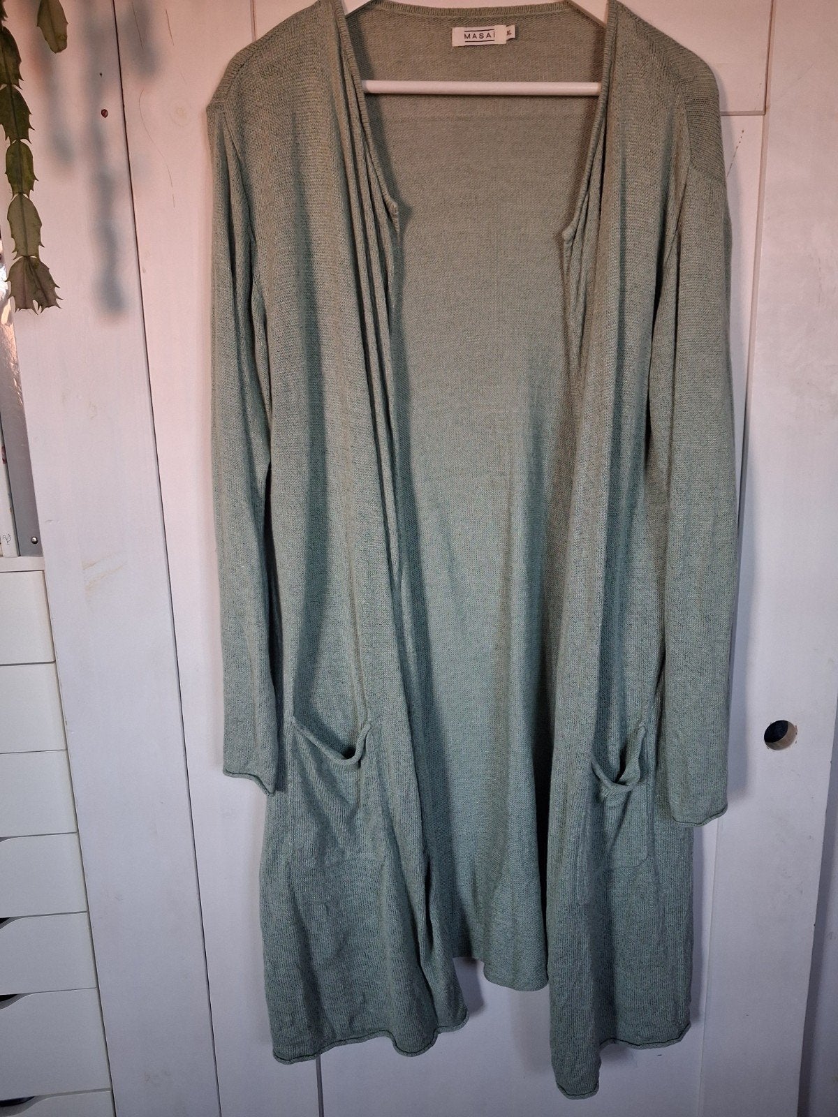 Twee lange vesten Masai en esmara, Kleding | Dames, Ophalen of Verzenden, Zo goed als nieuw, Grijs, Trui of Vest