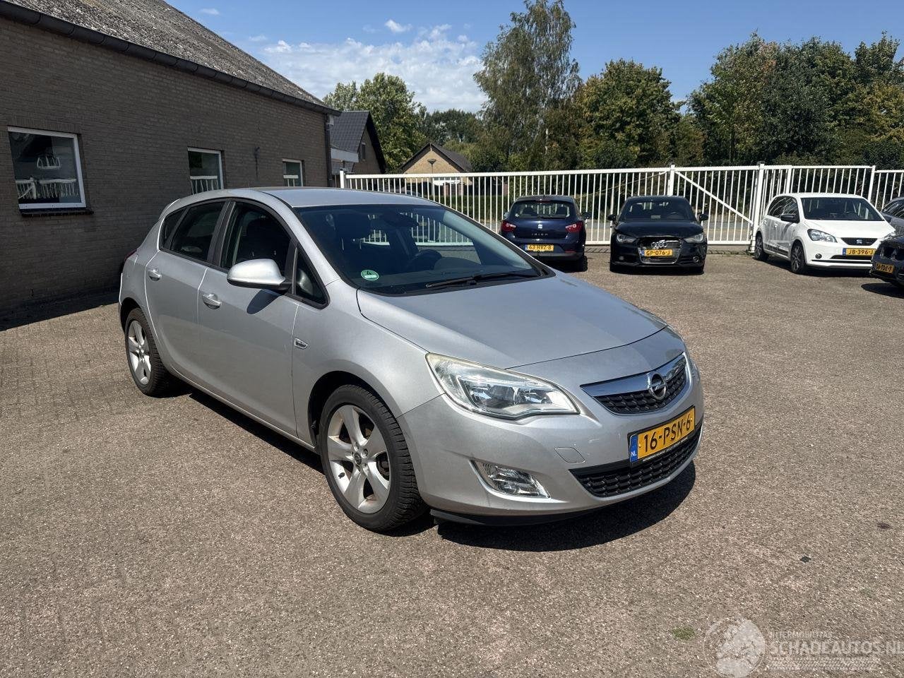 Opel Astra 1.4 Turbo Edition REST BPM €200,-! (bj 2011), Webaccessibility@stellantis.com, Stellantis N.V., 1364 cc, Taurusavenue 1 ,2132 LS, Hoofddorp, Nederland