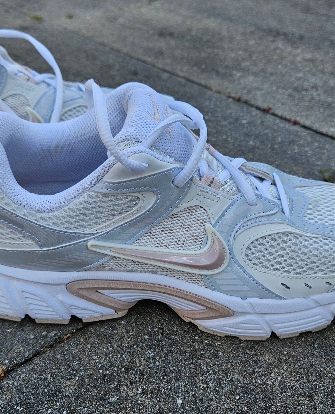 NIKE V5 DAMES SNEAKERS HQ7901-110, Wit, Nike, Ophalen of Verzenden, Sneakers of Gympen